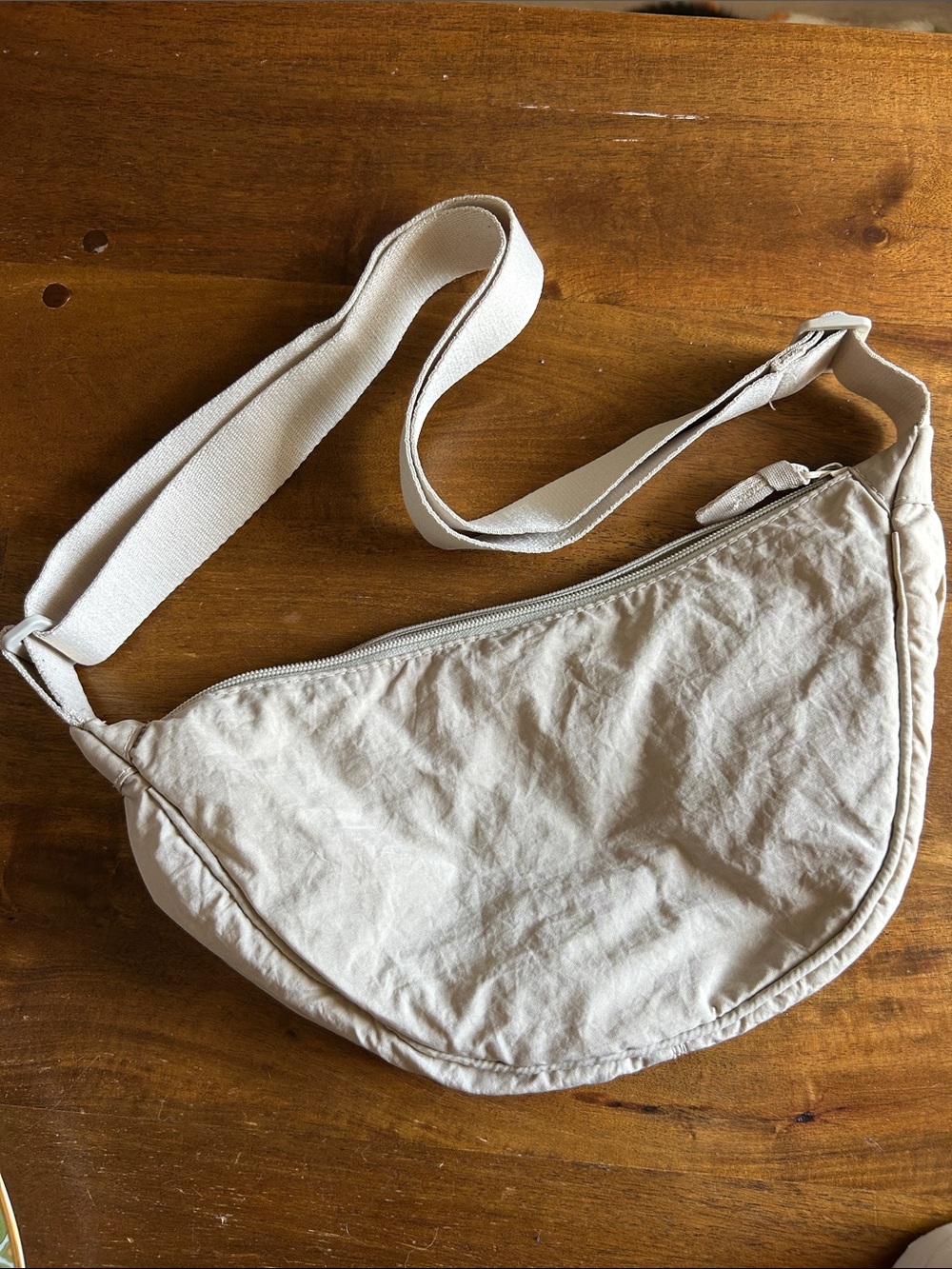 Uniqlo Round Mini Shoulder Bag